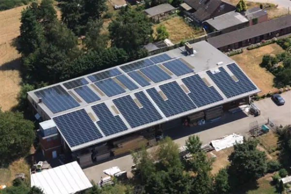 Bild 1 von Kamp-Lintfort (NRW) - 99,90 kWp