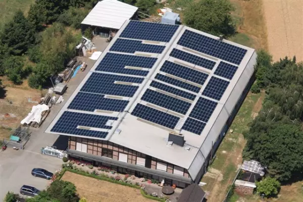 Bild 3 von Kamp-Lintfort (NRW) - 99,90 kWp